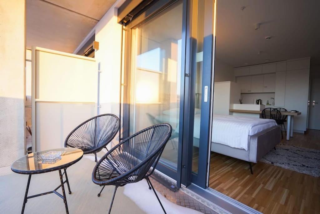 Fine Studio With Terrace - 15 Min To Center Відень Екстер'єр фото
